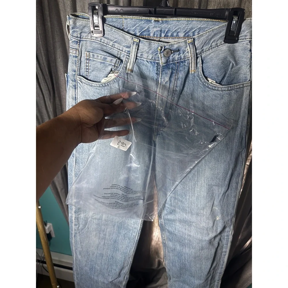 Levis 550 Relaxed Fit Tapered Leg Light Wash Denim Jeans Mens W29 L32